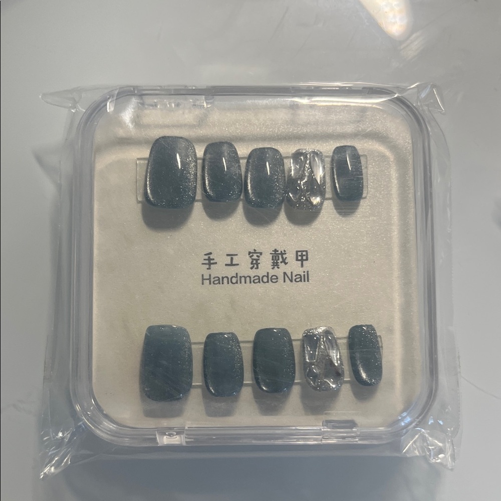 Handmade Nail Set - light blue
